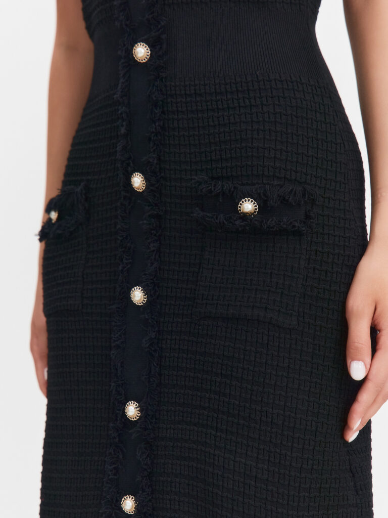 Платье с коротким рукавом на пуговицах