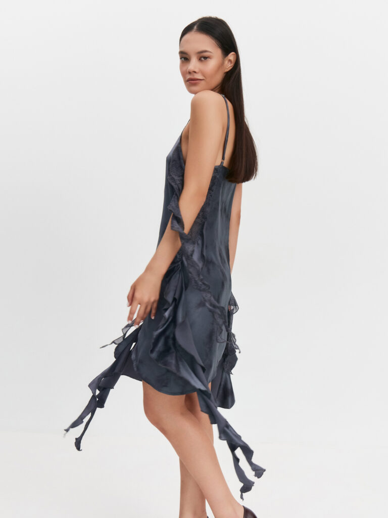 Платье мини с рюшами