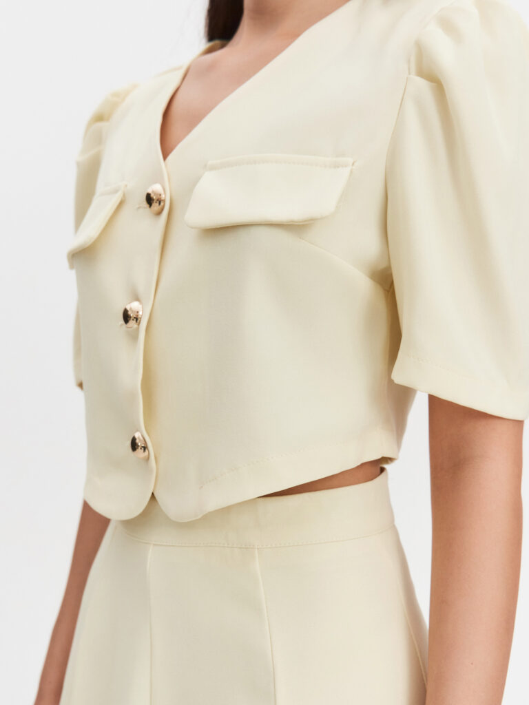 Костюм с топом на пуговицах